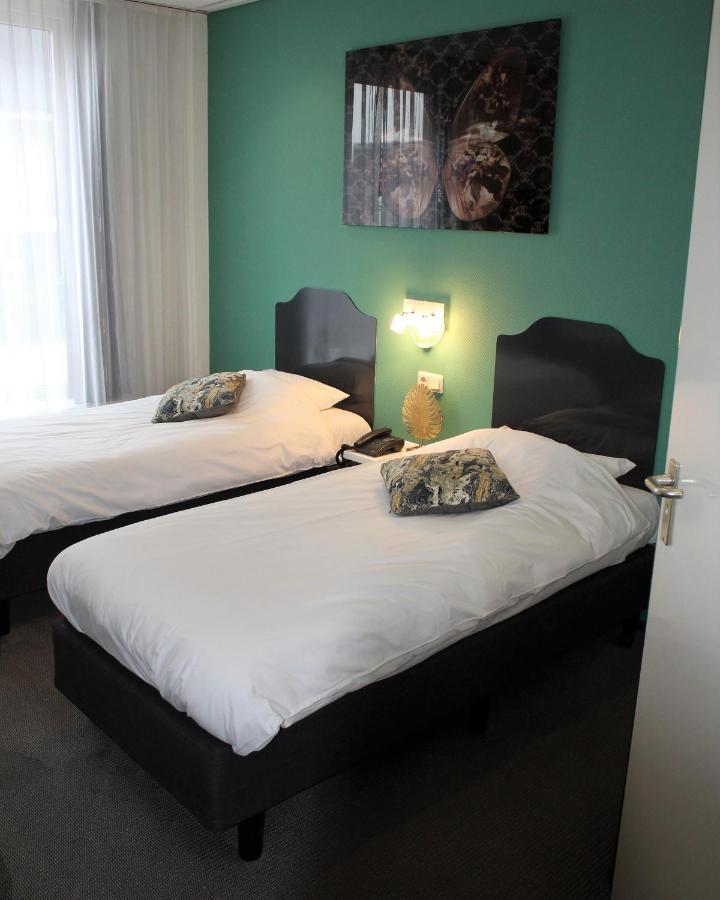 Hotel Restaurant De Jonge Heertjes Aalsmeer Dış mekan fotoğraf